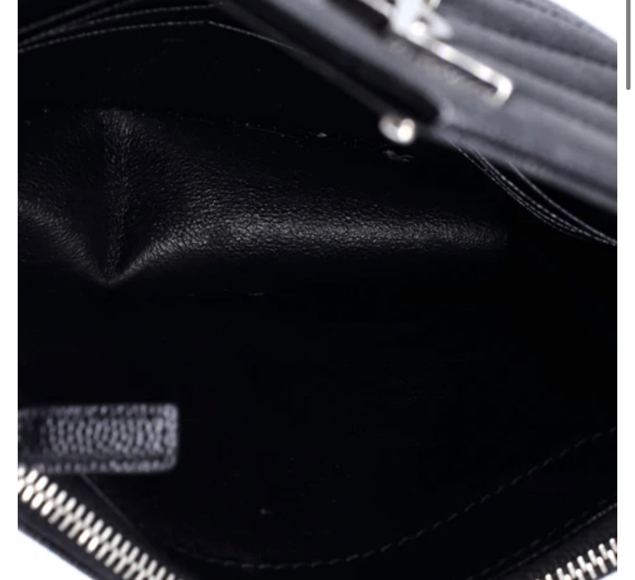 Saint Laurent
Classic Monogram Wallet on Chain Matelasse Chevron Metallic Leather Small