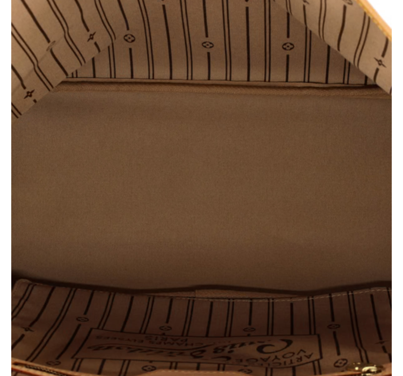 Louis Vuitton
Neverfull Tote Monogram Canvas MM