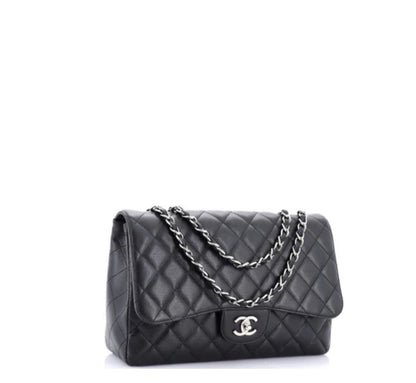 Chanel
Classic Single Flap Bag Quilted Caviar Jumbo