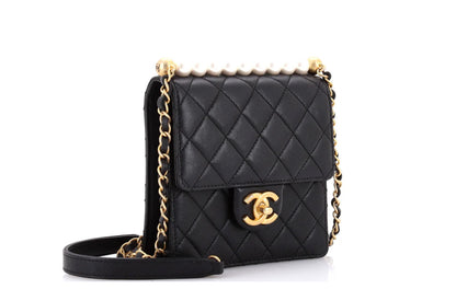 Chanel
Chic Pearls Flap Bag Quilted Lambskin Mini