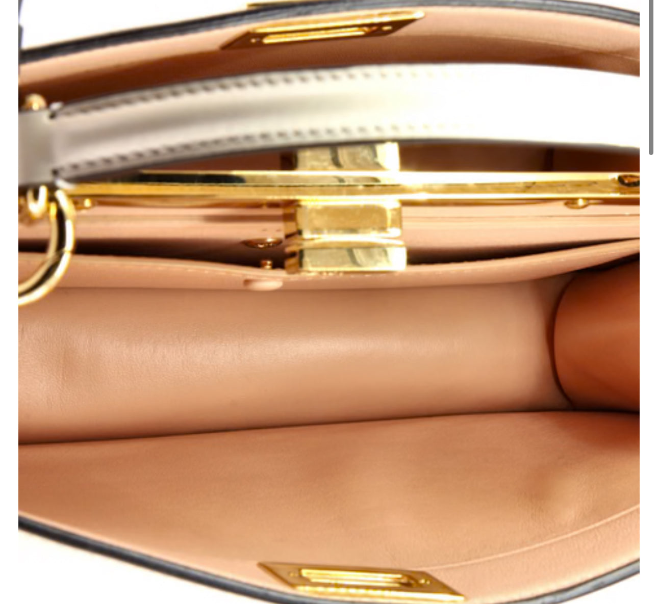 Fendi
Peekaboo ISeeU Bag Leather East West