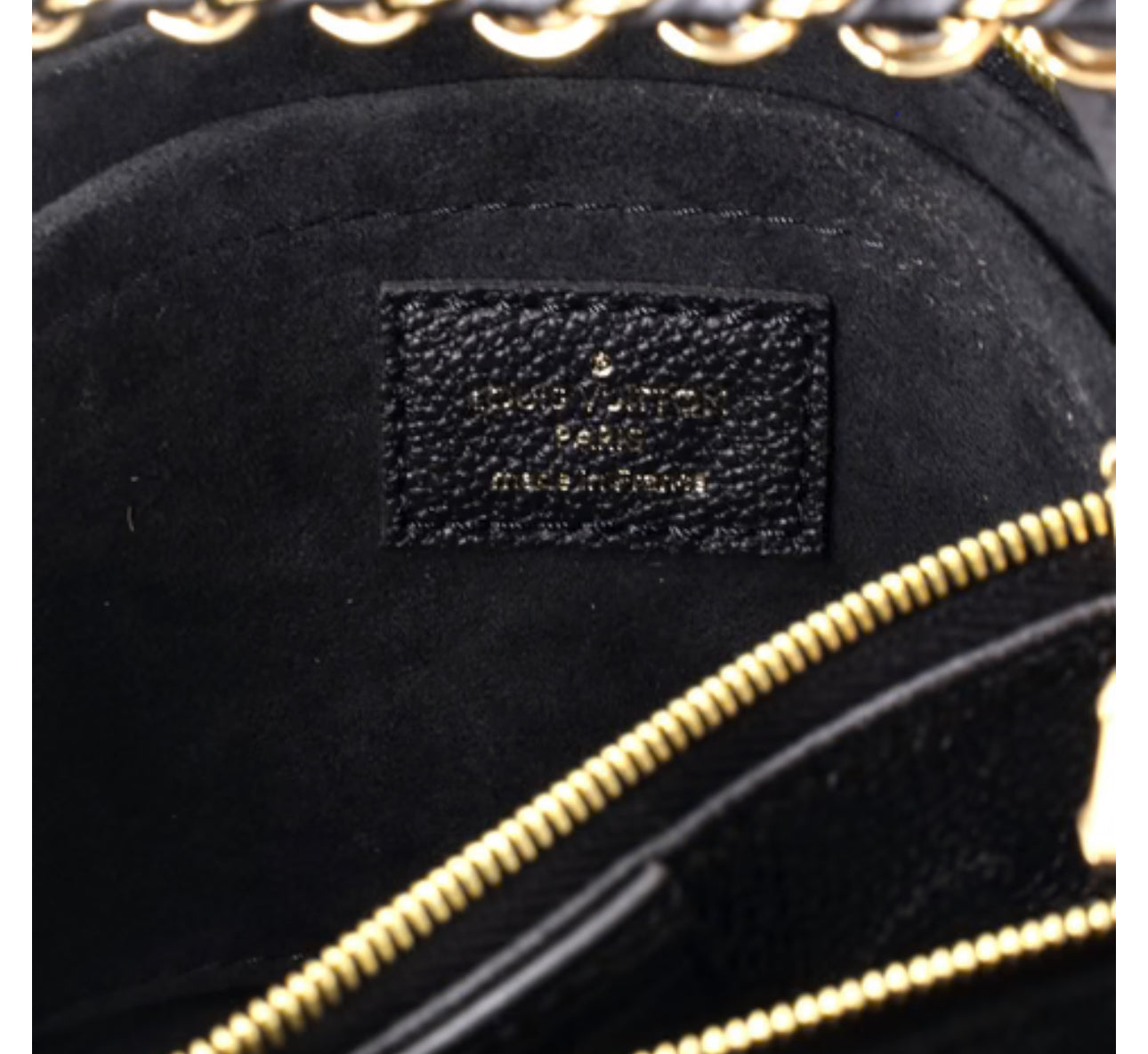 Louis Vuitton
Multi Pochette Accessoires Monogram Empreinte Giant