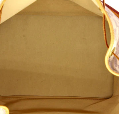 Louis Vuitton
Noe Damier