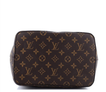 Louis Vuitton NeoNoe Handbag Monogram Canvas MM