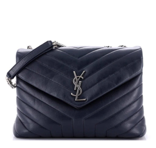 Saint Laurent
Loulou Shoulder Bag Matelasse Chevron Leather Medium