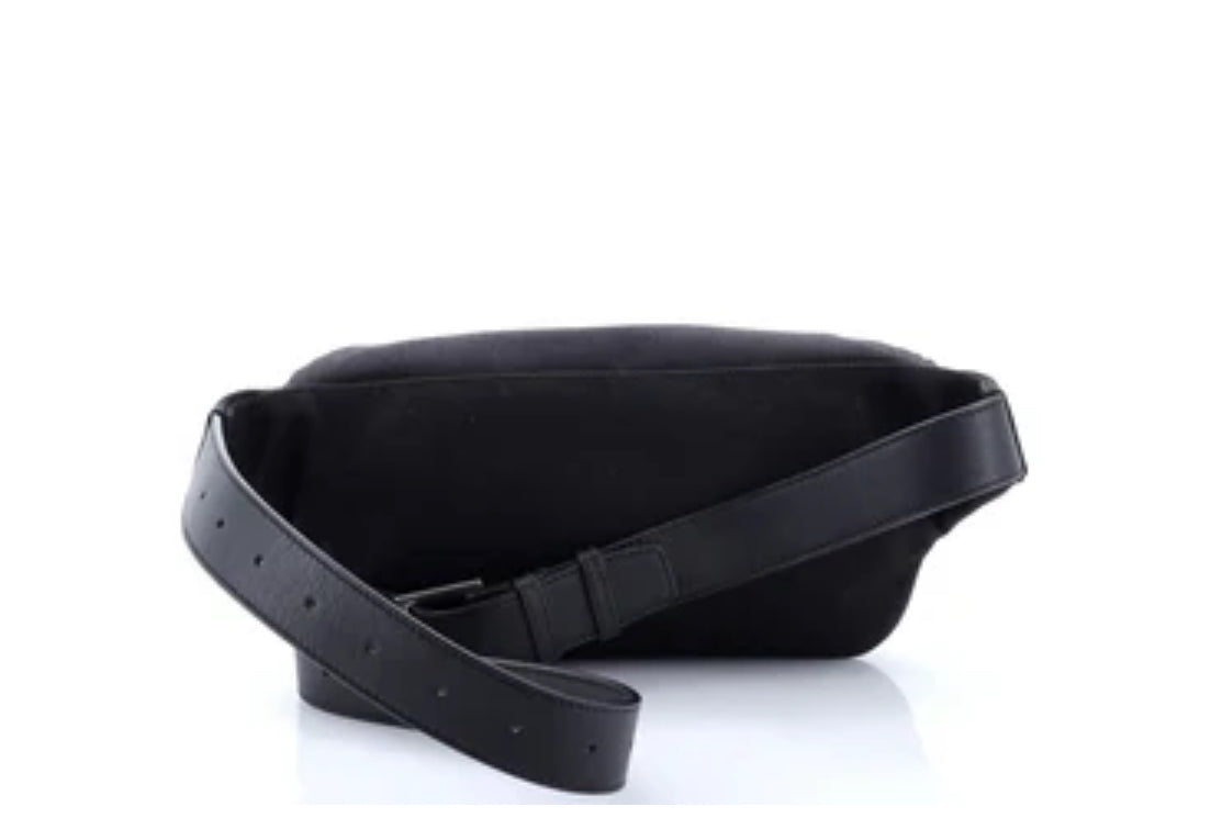 Saint Laurent
Classic Monogram Belt Bag Canvas
