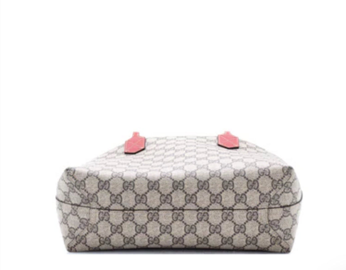 Gucci
Reversible Tote GG Print Leather Small