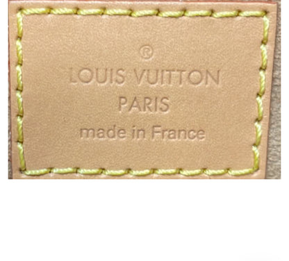 Louis Vuitton
Loop Handbag Monogram Canvas
