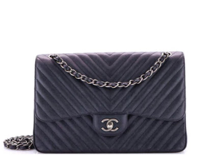 Chanel
Classic Double Flap Chevron Iridescent Jumbo