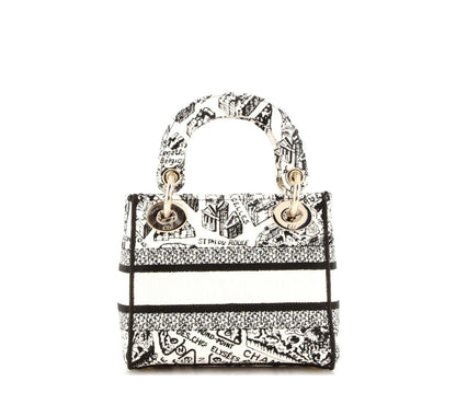 Christian Dior
Lady D-Lite Bag Embroidered Canvas Mini