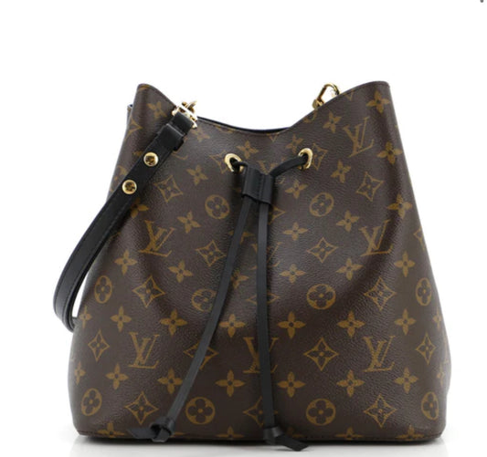 Louis Vuitton NeoNoe Handbag Monogram Canvas MM