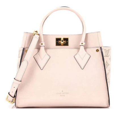 Louis Vuitton
On My Side Tote Mahina Leather MM