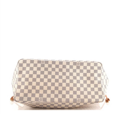 Louis Vuitton
Neverfull Tote Damier GM