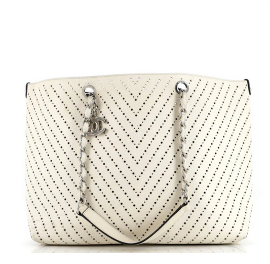 Chanel
Shopping Tote Perforated Caviar Large