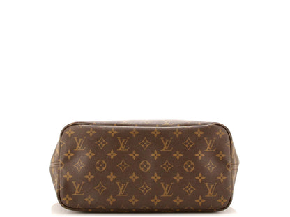 Louis Vuitton
Neverfull Tote Monogram Canvas MM